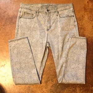 Snake print high rise skinny jeans. Size 14/32R